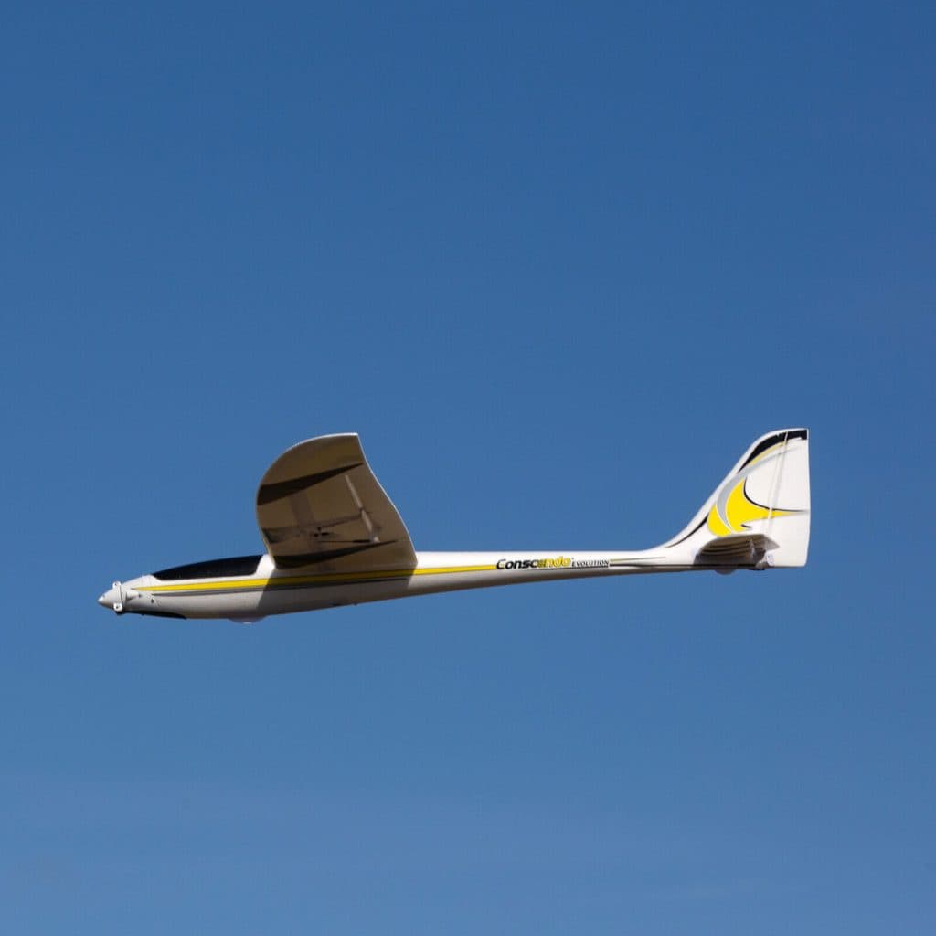 AVIÃO E-FLITE CONSCENDO EVOLUTION 1.5M BNF BASIC EFL01650