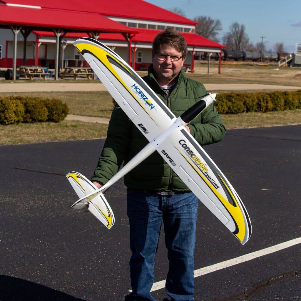 AVIÃO E-FLITE CONSCENDO EVOLUTION 1.5M BNF BASIC EFL01650