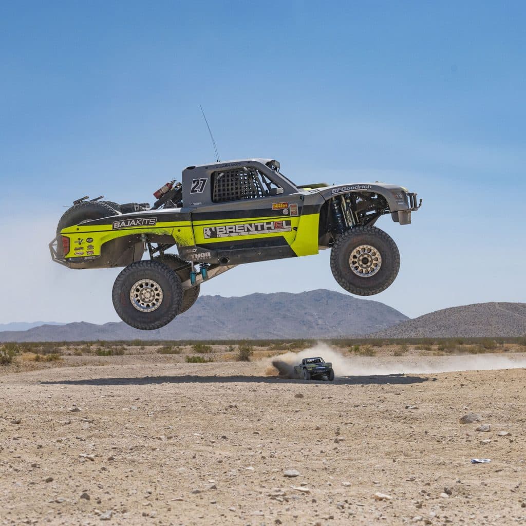 CARRO LOSI 1/6 SUPER BAJA REY 2.0 4WD RTR BRENTHEL YELLOW LOS05021T1