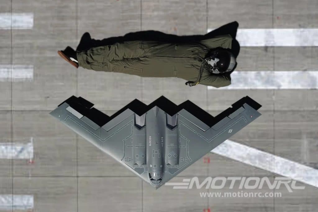 AVIÃO FW B-2 STEALTH SPIRIT BOMBER TWIN 70MM EDF JET PNP FJ31711P