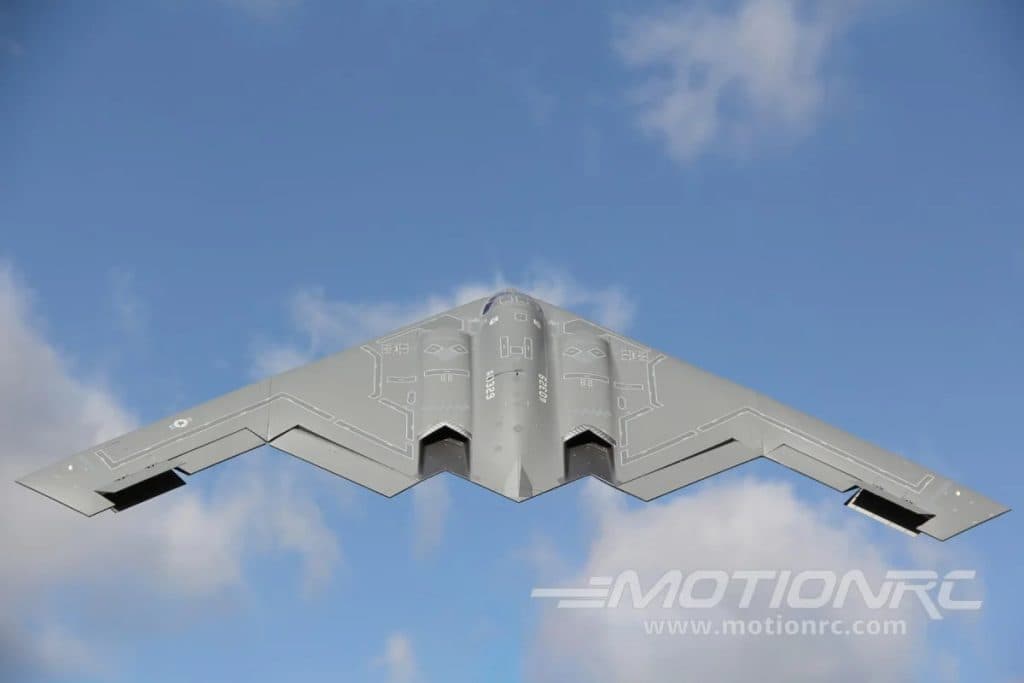 AVIÃO FW B-2 STEALTH SPIRIT BOMBER TWIN 70MM EDF JET PNP FJ31711P