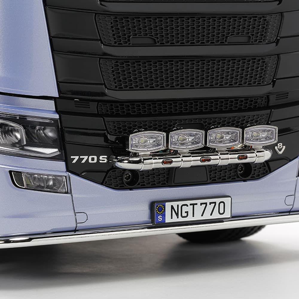 SEMI-TRUCK TAMIYA 1/14 RC SCANIA 770 S 6X4 KIT 56368