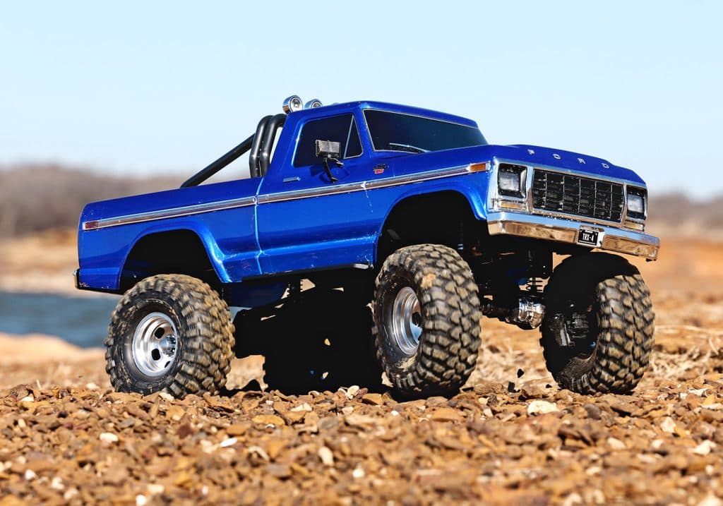 CARRO TRAXXAS 1/10 TRX-4 FORD 79 F-150 RANGER XLT TQI BLUE 92046-4