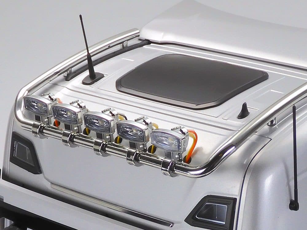 SEMI-TRUCK TAMIYA 1/14 RC SCANIA 770 S 6X4 SILVER EDITION 56373