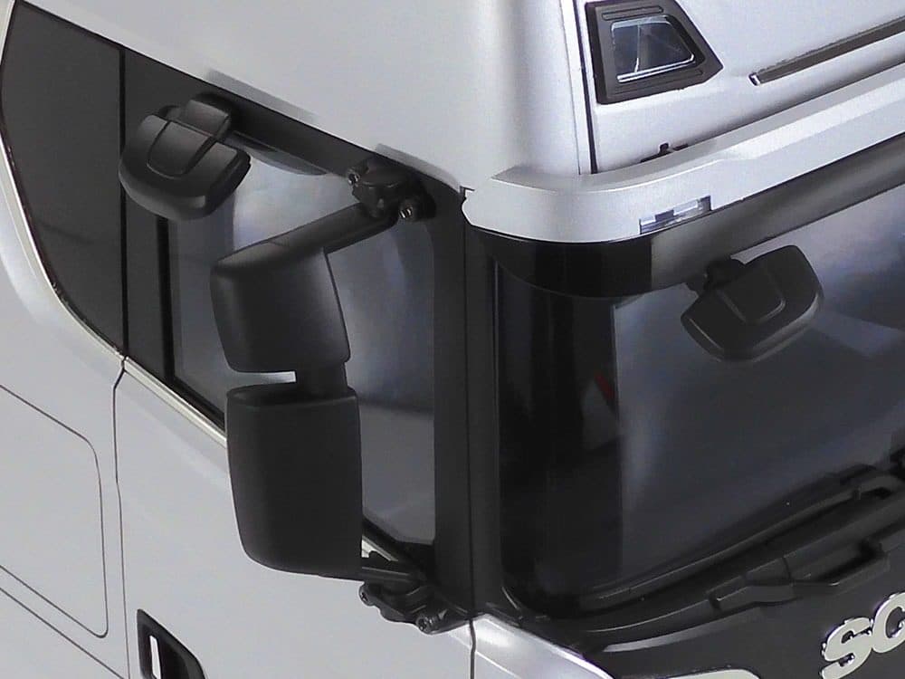 SEMI-TRUCK TAMIYA 1/14 RC SCANIA 770 S 6X4 SILVER EDITION 56373