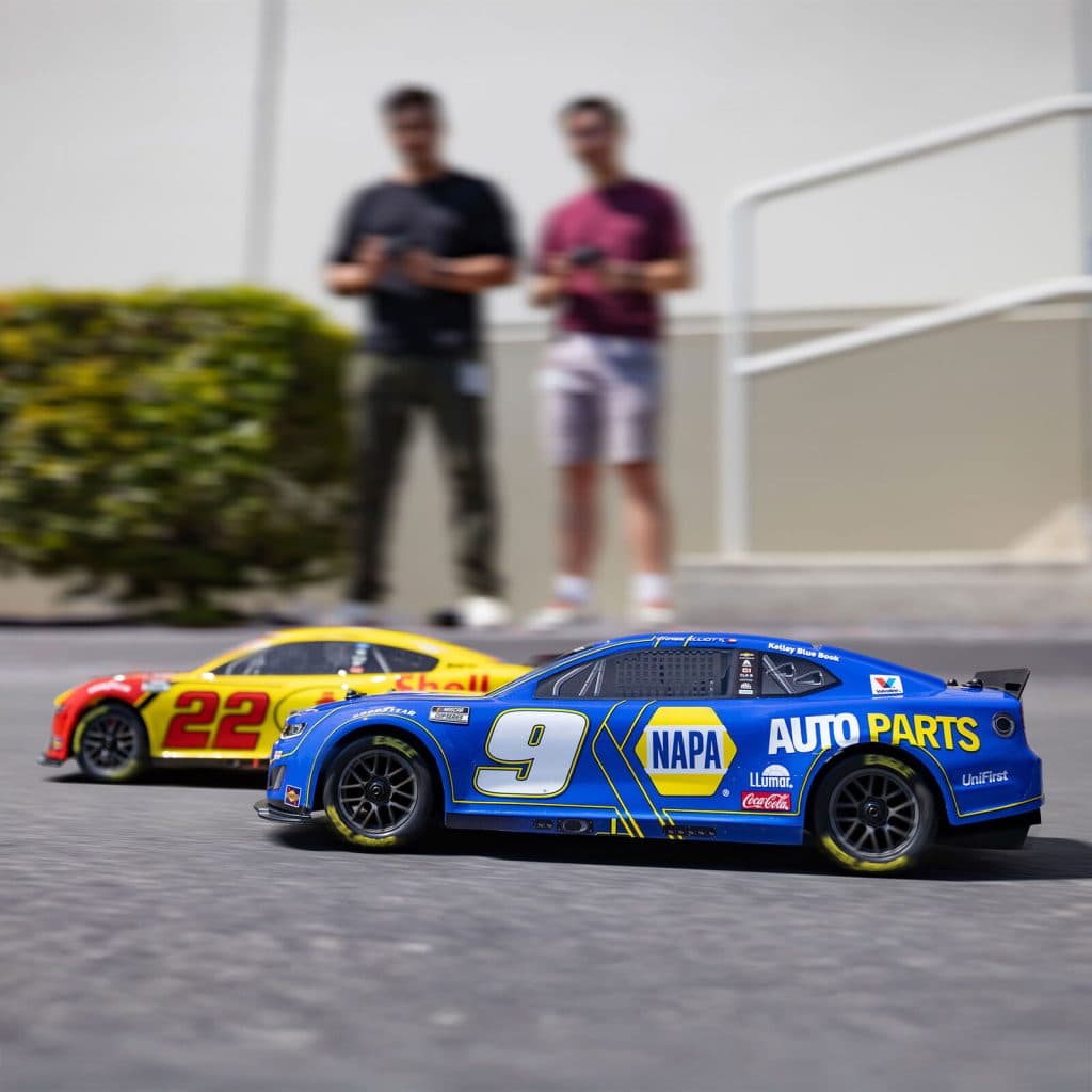 CARRO LOSI 1/12 NASCAR CHASE ELLIOTT NO.9 2025 NAPA AWD RTR