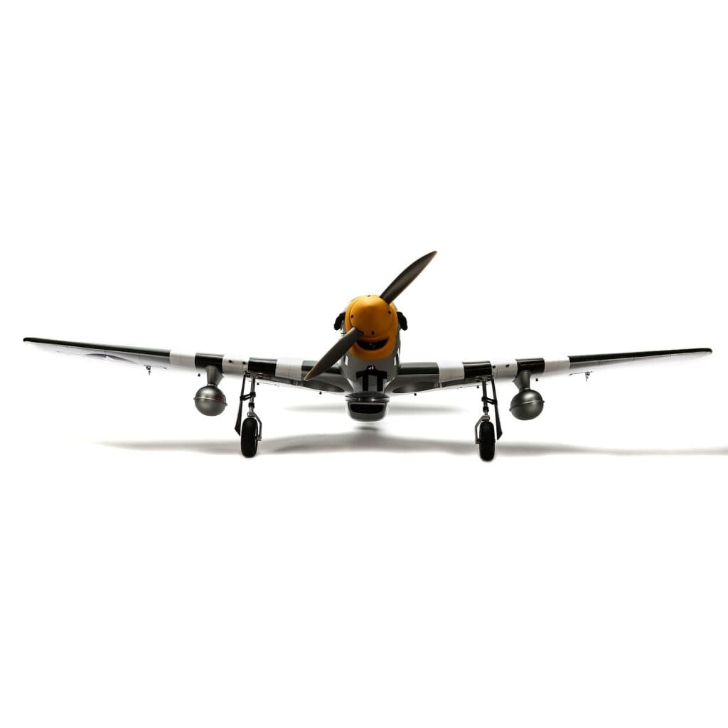 AVIÃO HANGAR P-51D MUSTANG 20CC ARF 69.5" con RETRÁTIL HAN2820BR