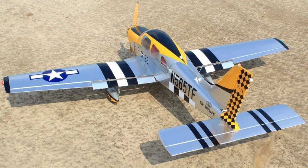 AVIÃO SEAGULL PIPER CHEROKEE WARRIOR II P-51 87– ARF SILVER SEA424