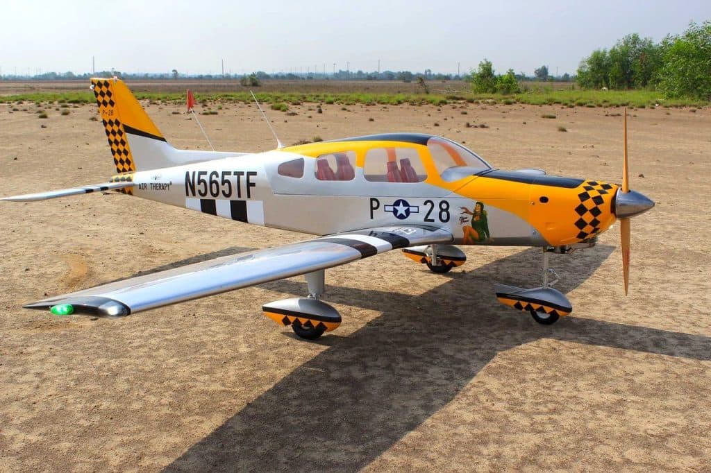 AVIÃO SEAGULL PIPER CHEROKEE WARRIOR II P-51 87– ARF SILVER SEA424