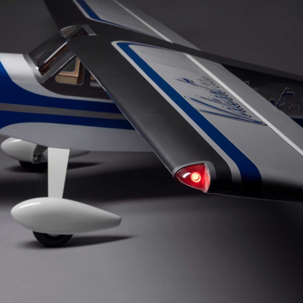 AVIÃO HANGAR VALIANT 20CC ARF 86.5" HAN15040