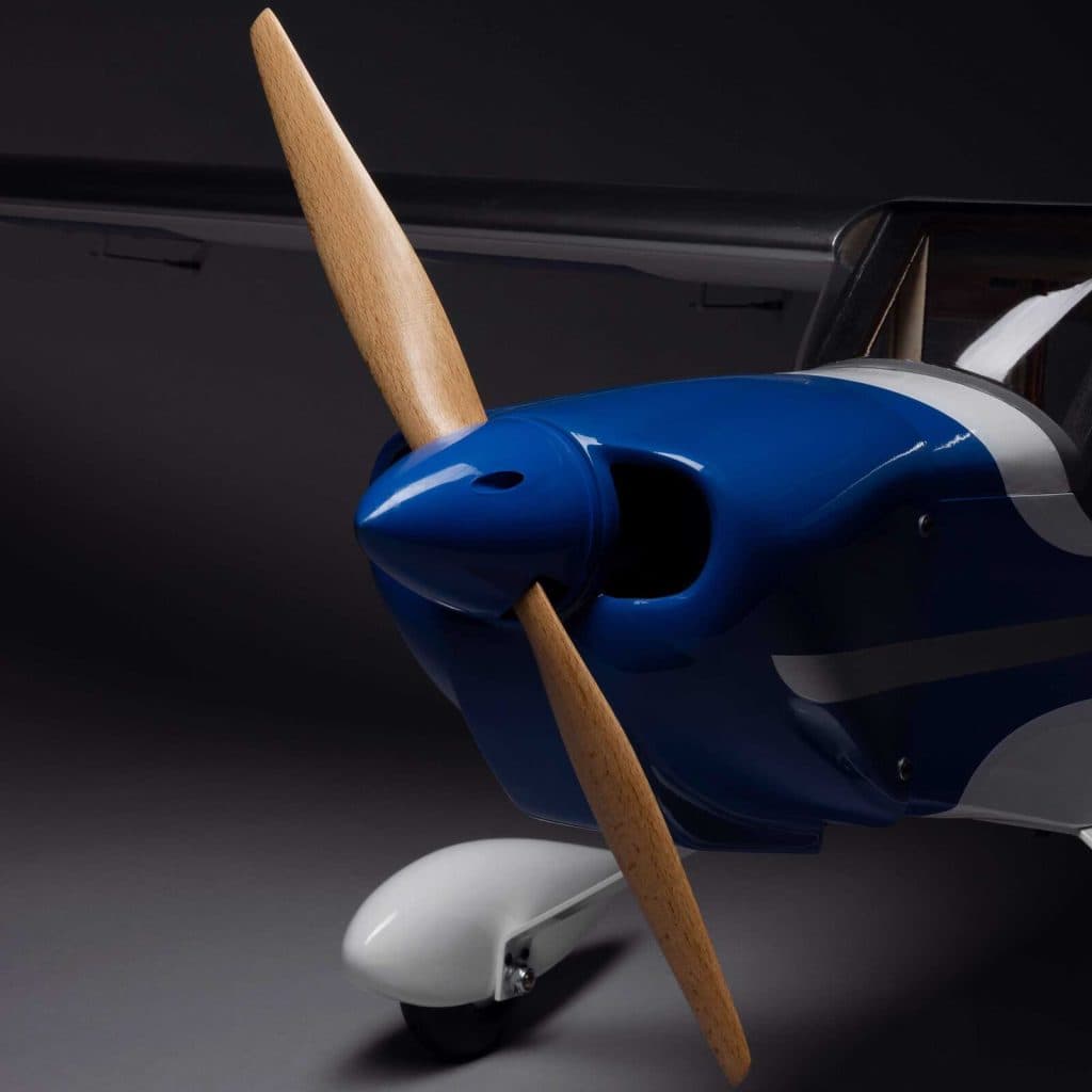 AVIÃO HANGAR VALIANT 20CC ARF 86.5" HAN15040