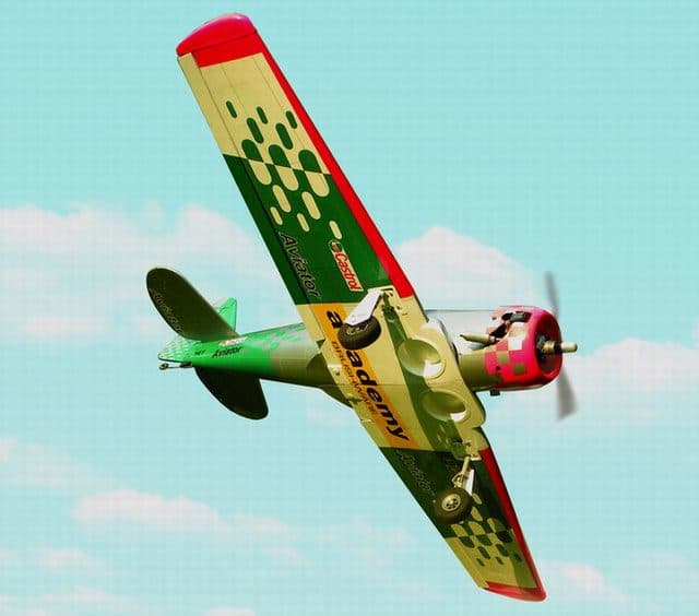 AVIÃO VQ AT-6 TEXAN 60.5" 40-46 EP/GP CASTROL VQA01-N