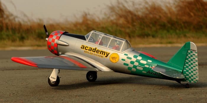 AVIÃO VQ AT-6 TEXAN 60.5" 40-46 EP/GP CASTROL VQA01-N