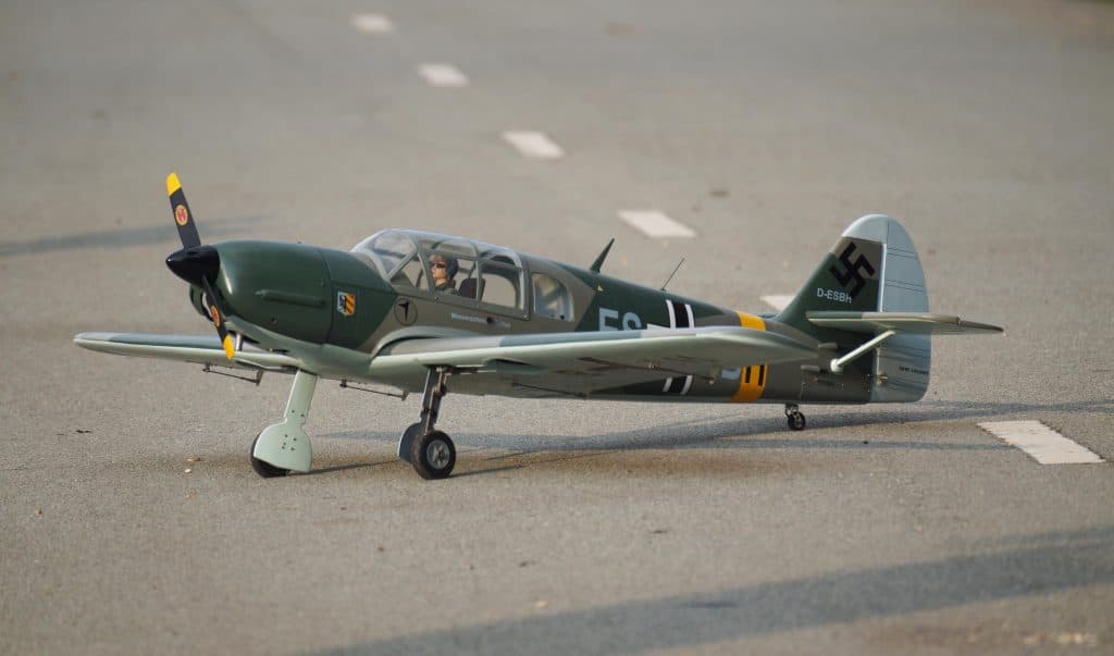 AVIÃO VQ MESSERSCHMITT BF-108 TAIFUN 60-65 DESERT CAMO VQA053