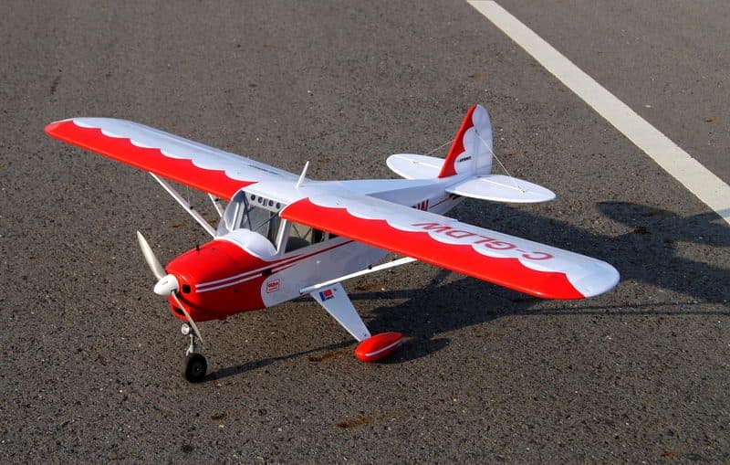 AVIÃO VQ PIPER PA-22 TRI-PACER 63" .46 EP-GP VQA089