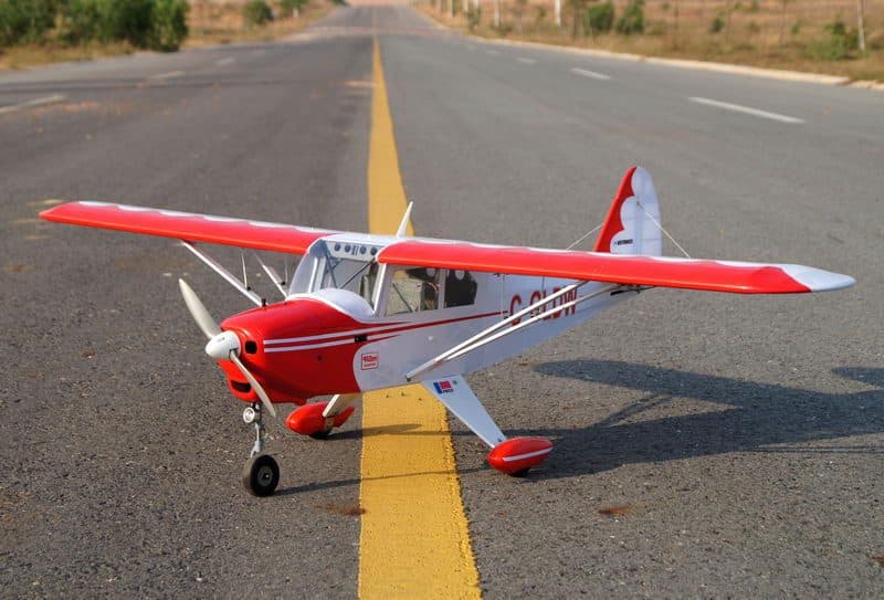 AVIÃO VQ PIPER PA-22 TRI-PACER 63" .46 EP-GP VQA089