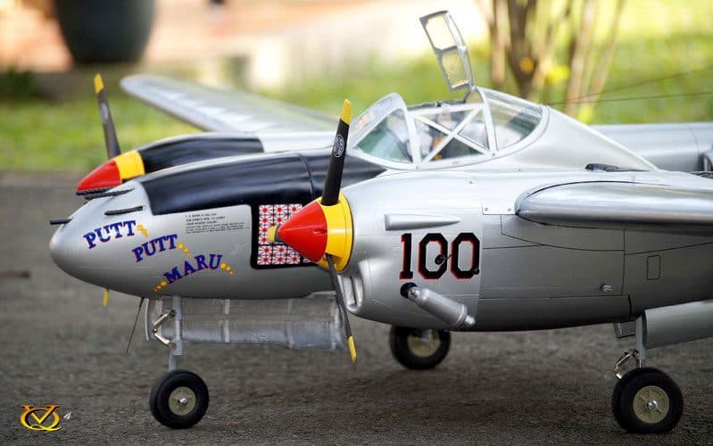 AVIÃO VQ P-38 TWIN LIGHTNING 2M 46-52 EP-GP SILVER VQA024
