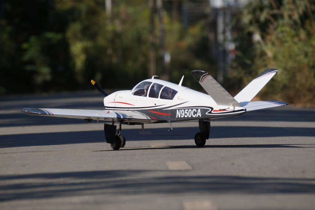 AVIAO VQ BEECHCRAFT BONANZA V-TAIL 46-52 EP-GP VQA136V