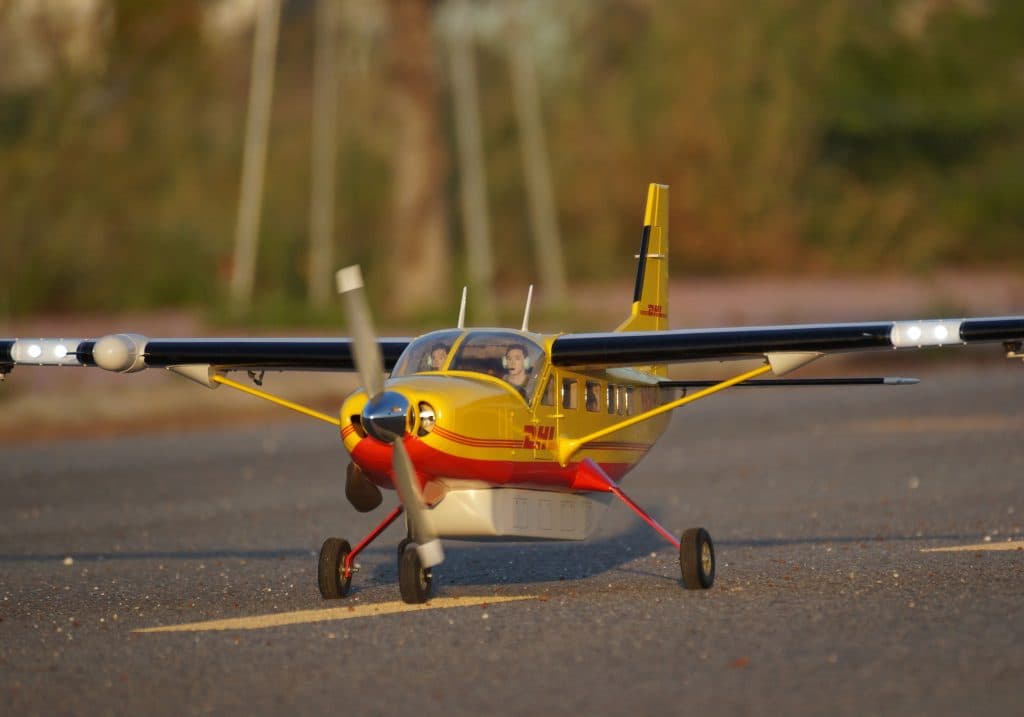 AVIAO VQ CESSNA 208 GRAND CARAVAN 1.7M .55 EP-GP AIRCARGO VQA155AC