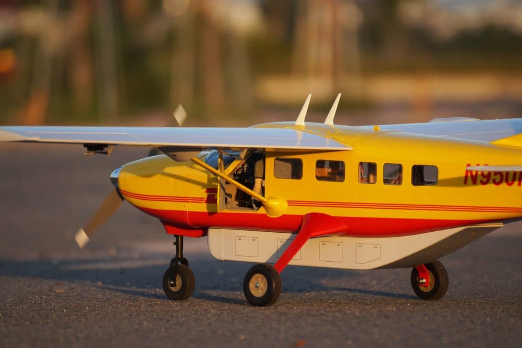AVIAO VQ CESSNA 208 GRAND CARAVAN 1.7M .55 EP-GP AIRCARGO VQA155AC