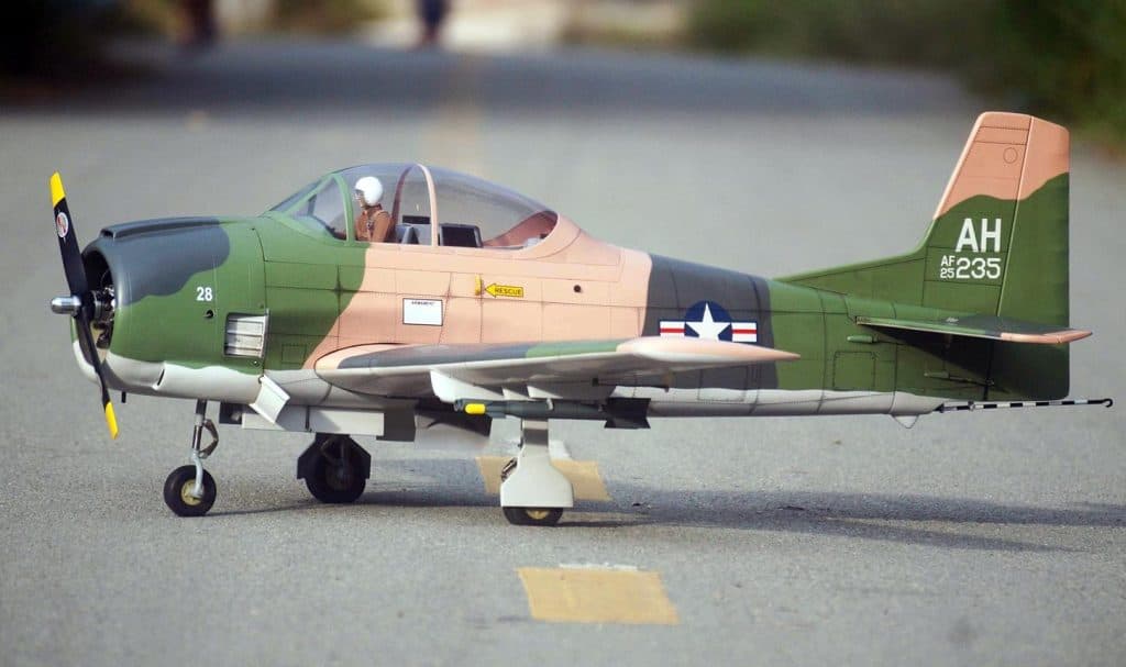 AVIAO VQ T-28 TROJAN 69.3" .120 CAMO VQA162C