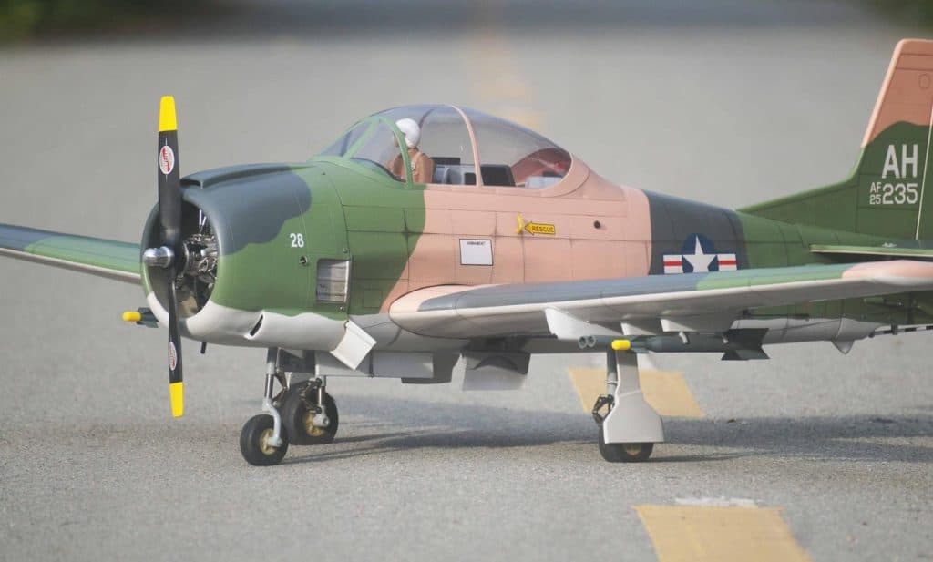 AVIAO VQ T-28 TROJAN 69.3" .120 CAMO VQA162C