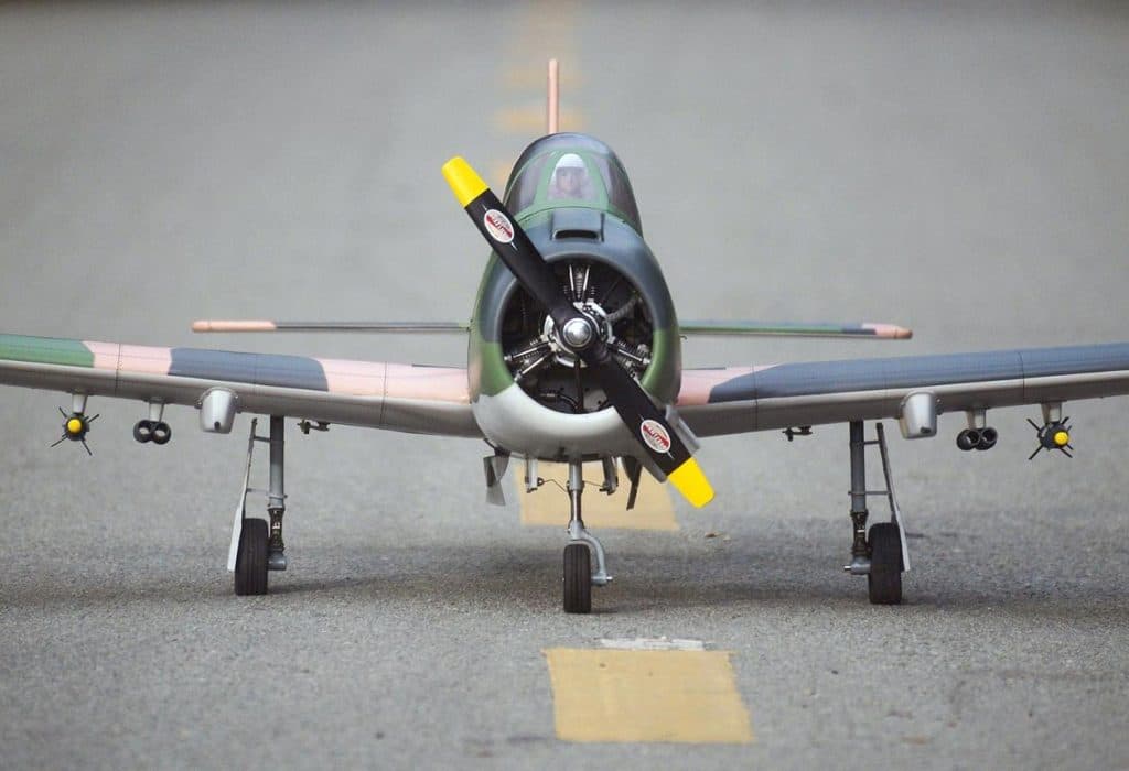 AVIAO VQ T-28 TROJAN 69.3" .120 CAMO VQA162C