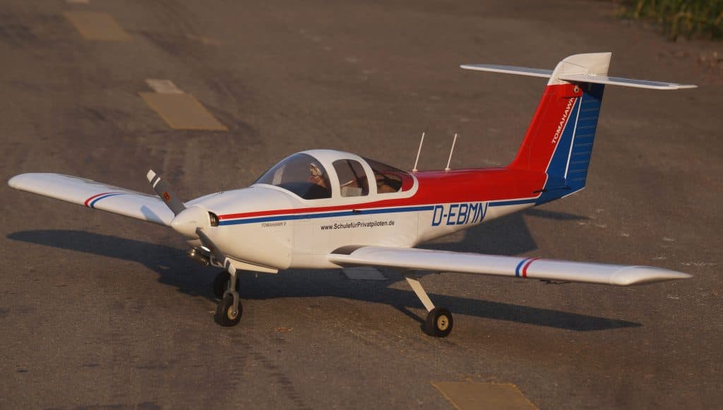 AVIAO VQ P-38 TOMAHAWK .65 US VQA163US