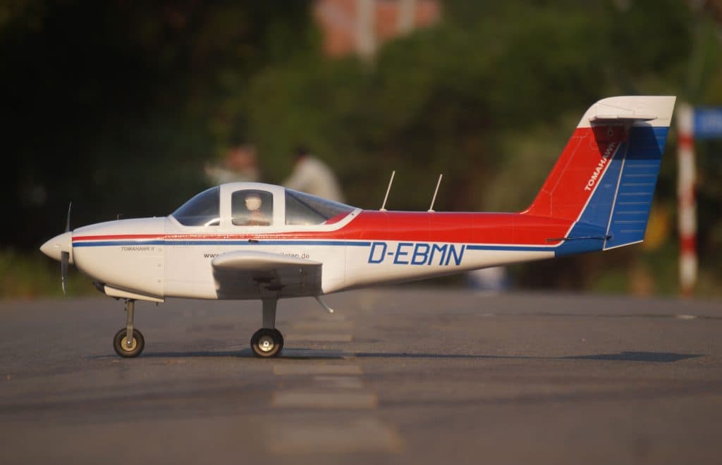 AVIAO VQ P-38 TOMAHAWK .65 US VQA163US