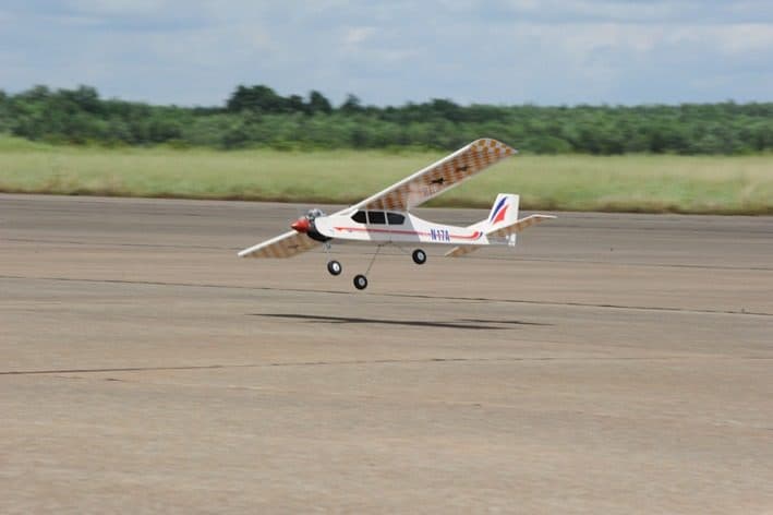 AVIAO PHOENIX PARAGON TRAINER 62" 46-55 ARF PH004