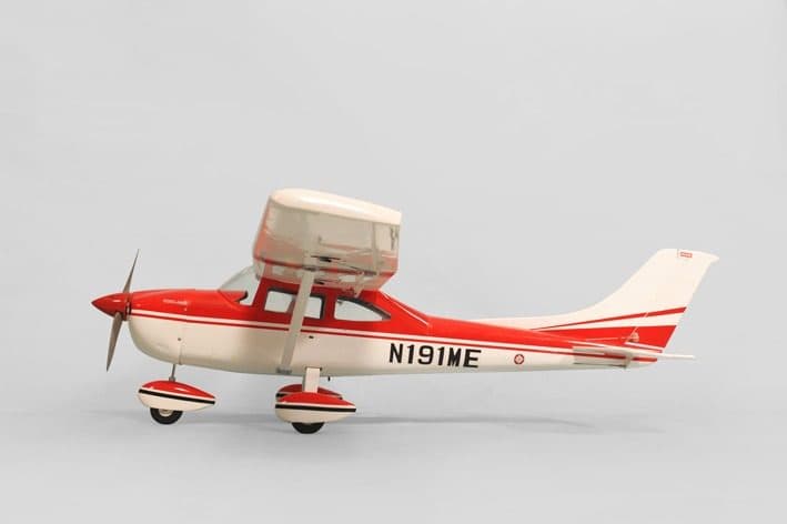 AVIAO PHOENIX CESSNA SKYLANE 182 66" 46-55 ARF PH059