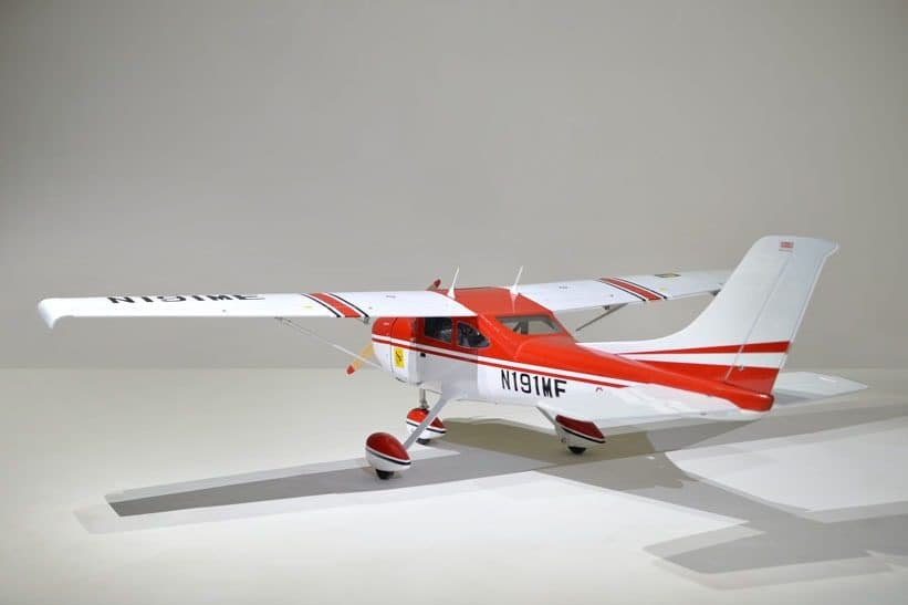 AVIAO PHOENIX CESSNA SKYLANE 182 82" 1.20/20CC ARF V2 PH085