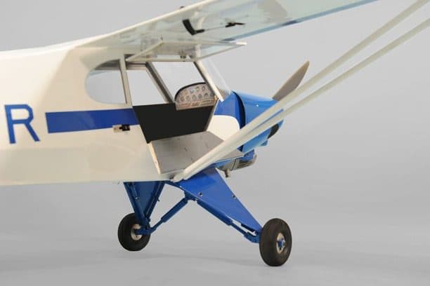 AVIAO PHOENIX PA-18 SUPER CUB 91" 20CC ARF PH117