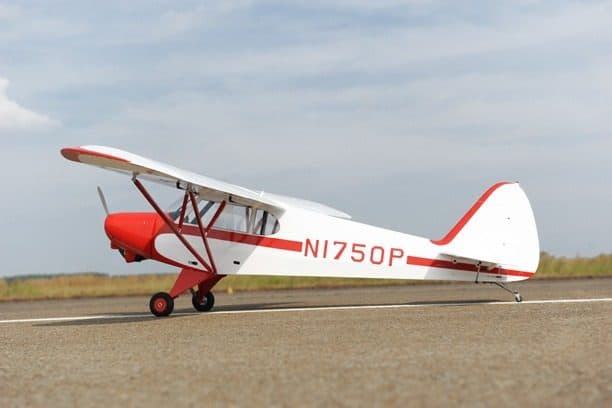 AVIAO PHOENIX PA-18 SUPER CUB 107" 40-50CC ARF PH114