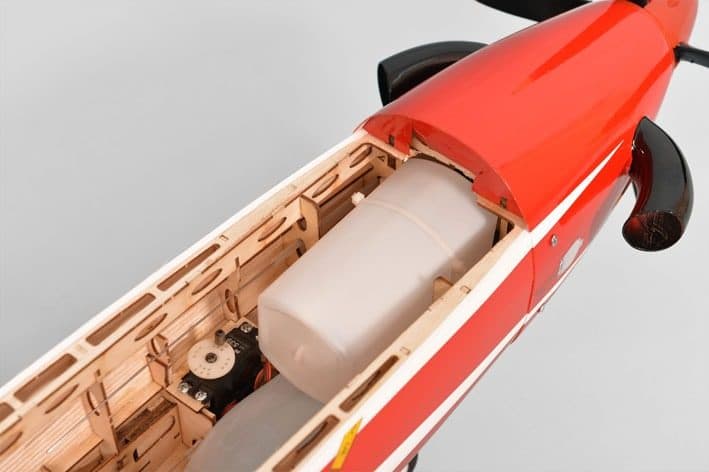 AVIAO PHOENIX PC21 PILATUS 57" W/RETRACT .91/20CC ARF V2 PH134