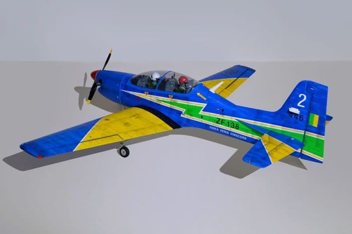 AVIAO PHOENIX TUCANO 81" 35CC W/RETRACT ARF V2 PH204
