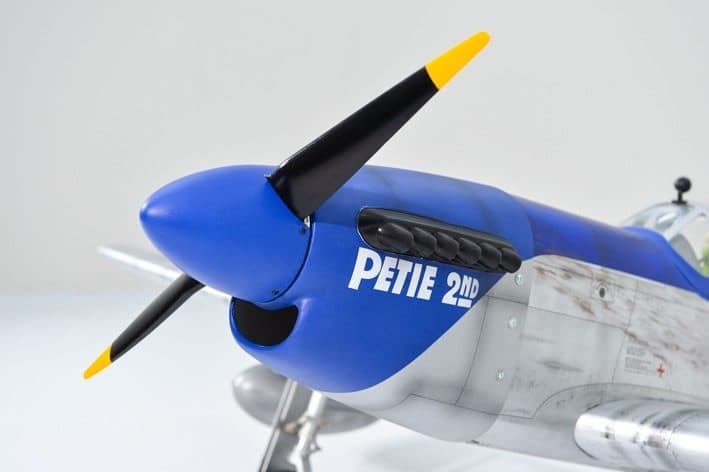 AVIAO PHOENIX P-51 MUSTANG 87" 60CC W/RETRACT ARF V2 PH205