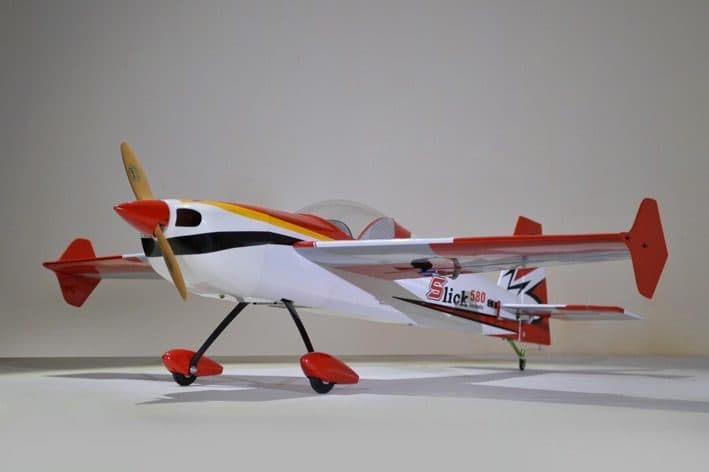AVIAO PHOENIX SLICK 580 73" 35CC ARF V2 RED PH210