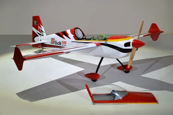 AVIAO PHOENIX SLICK 580 73" 35CC ARF V2 RED PH210
