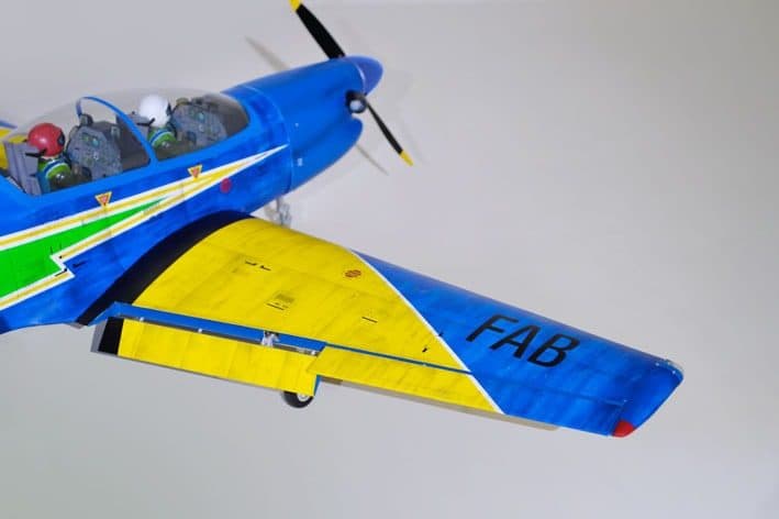 AVIAO PHOENIX TUCANO 95" 60CC W/RETRACT ARF V2 PH237