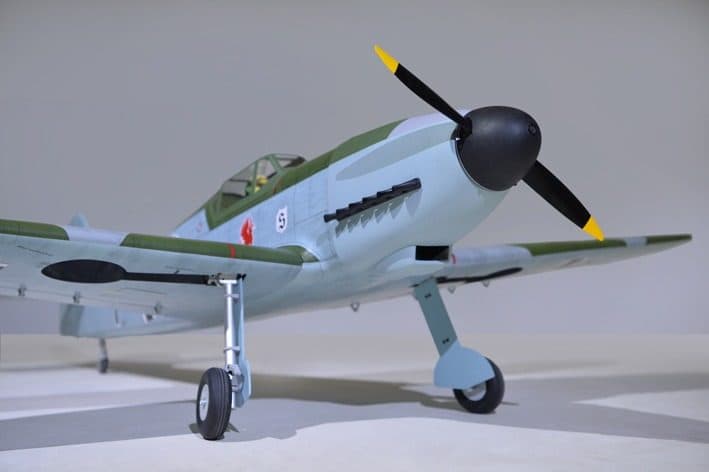 AVIAO PHOENIX MESSERCHMITT BF 109 77" 35CC W/RETRACT ARF V2 PH239