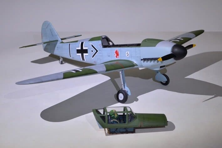 AVIAO PHOENIX MESSERCHMITT BF 109 77" 35CC W/RETRACT ARF V2 PH239