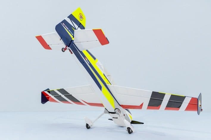 AVIAO PHOENIX YAK 54 67" 20CC ARF V2 PH258