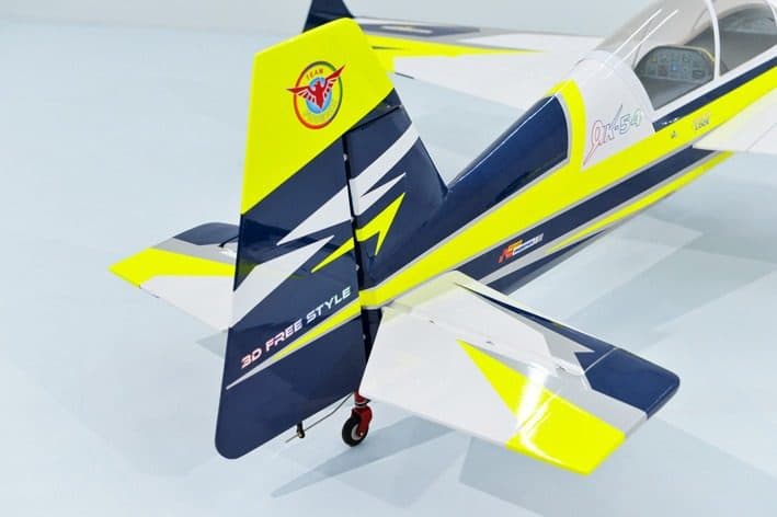 AVIAO PHOENIX YAK 54 67" 20CC ARF V2 PH258